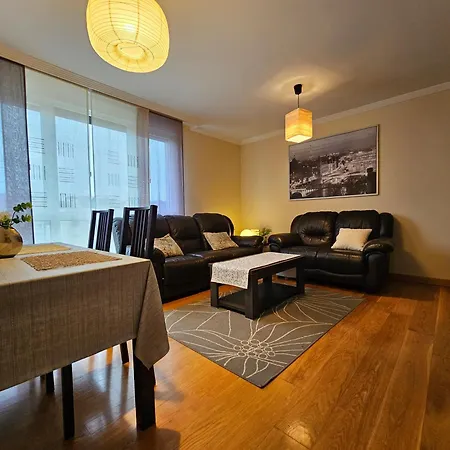 C01a06 Alazanes Apartment Santander