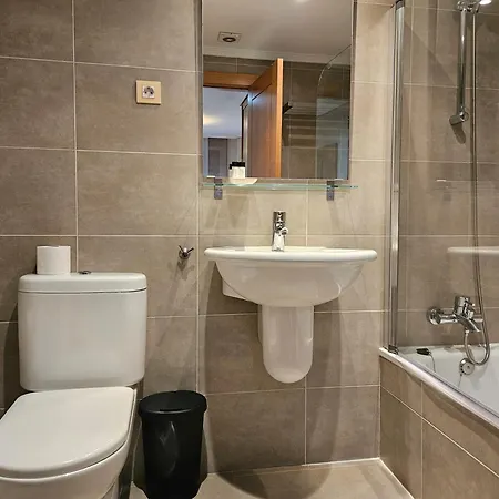 C01a06 Alazanes By R2r Consulting Apartment